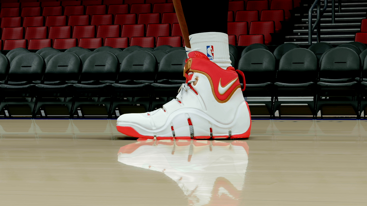 LeBron 4 Home PE
