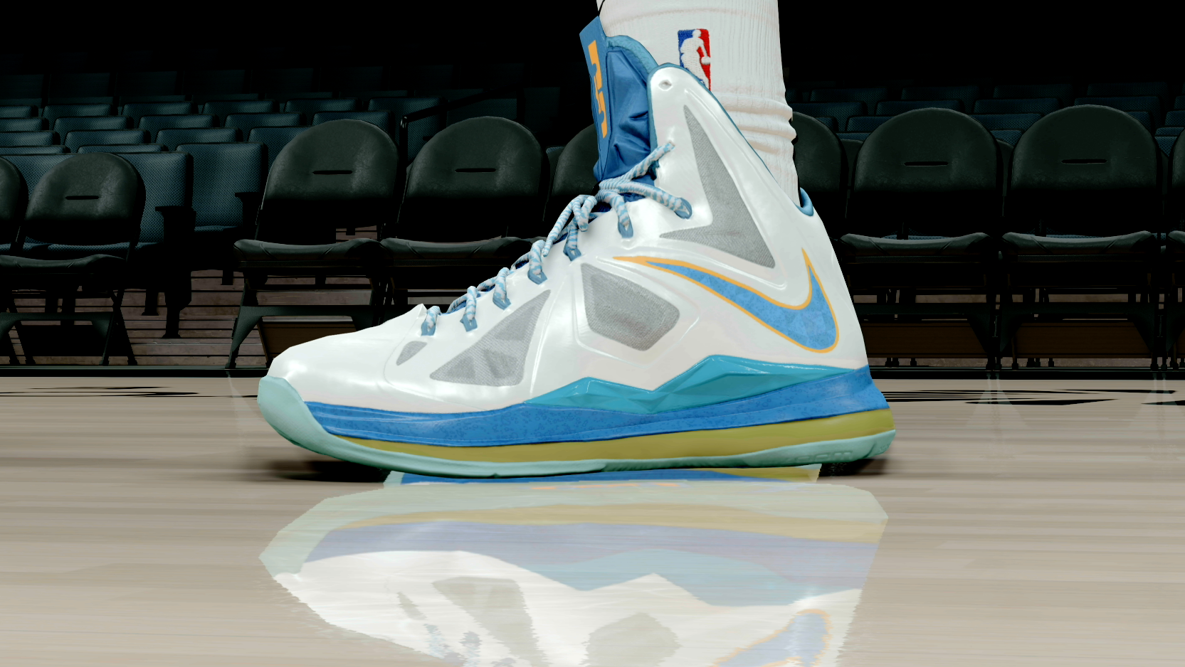 LeBron 10 Swim Cash Home