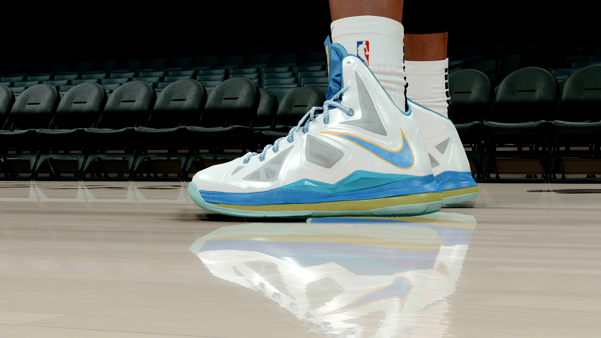 LeBron 10 Swim Cash Home