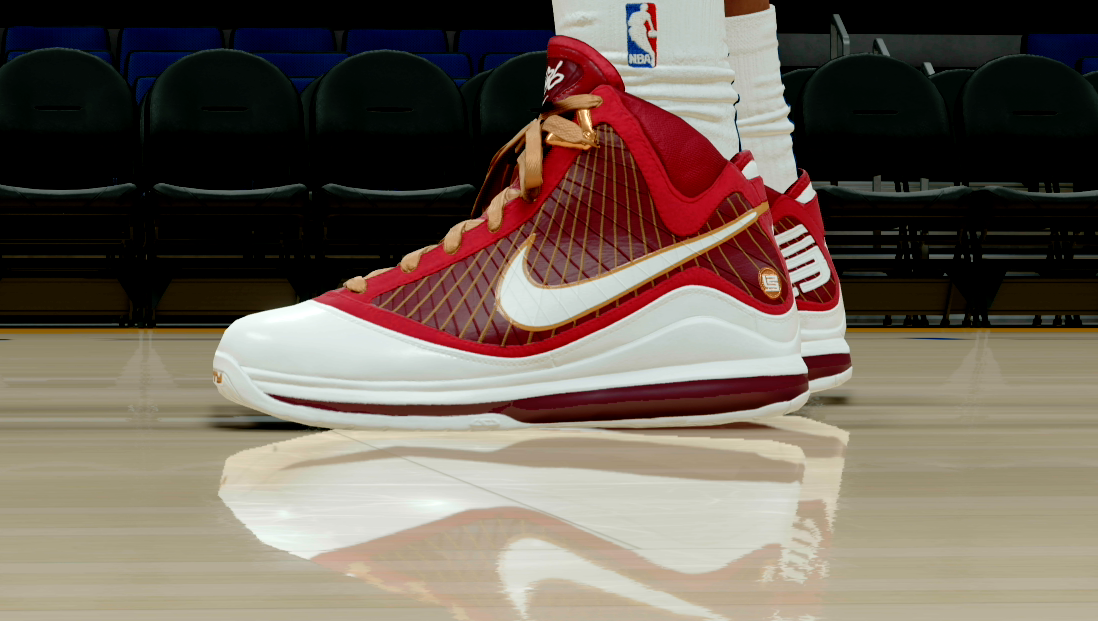 LeBron 7 Christ Is King