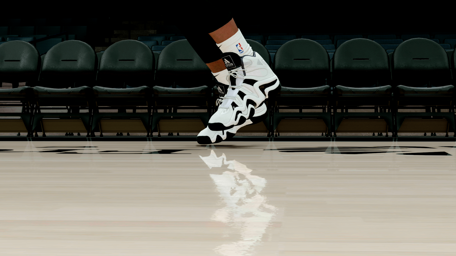 Crazy 8 White Black